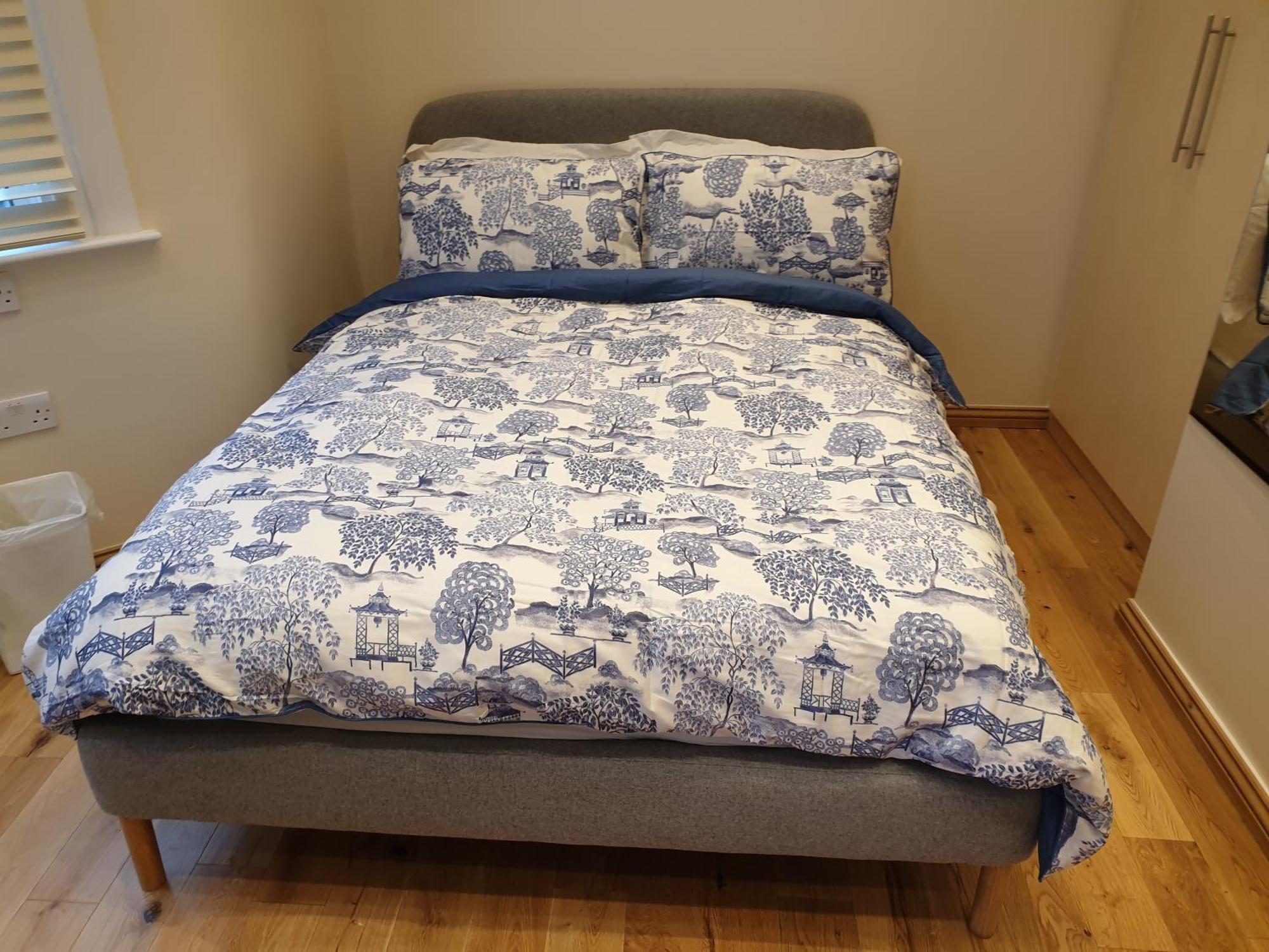 London Luxury Apartments 3 Bedroom Sleeps 8 With 3 Bathrooms 5 Mins Walk To Tube Station Free Parking 伊尔福德 外观 照片